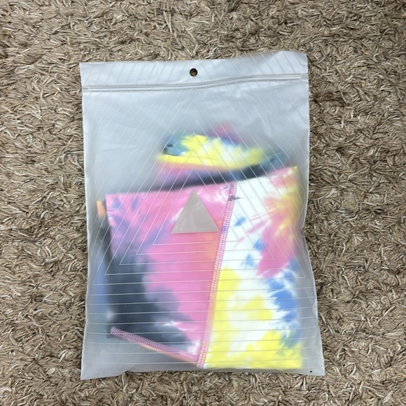 Vitality Leggings - Picture 7 of 8